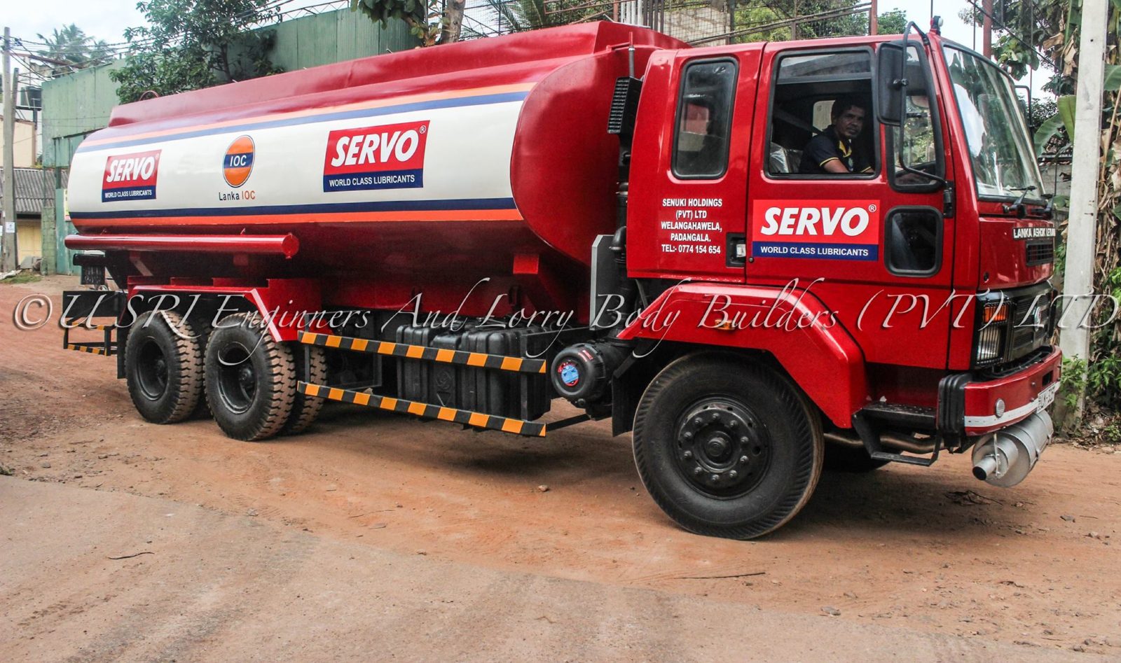13,000 litre fuel bowser body built by USRI Lorry Body Sri Lanka