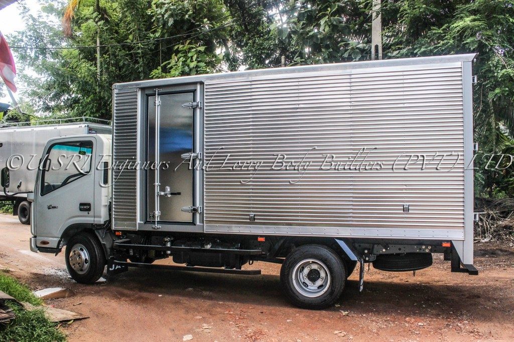 14.5 ft corrugated lorry body, side view, built by USRI Lorry Body Sri Lanka