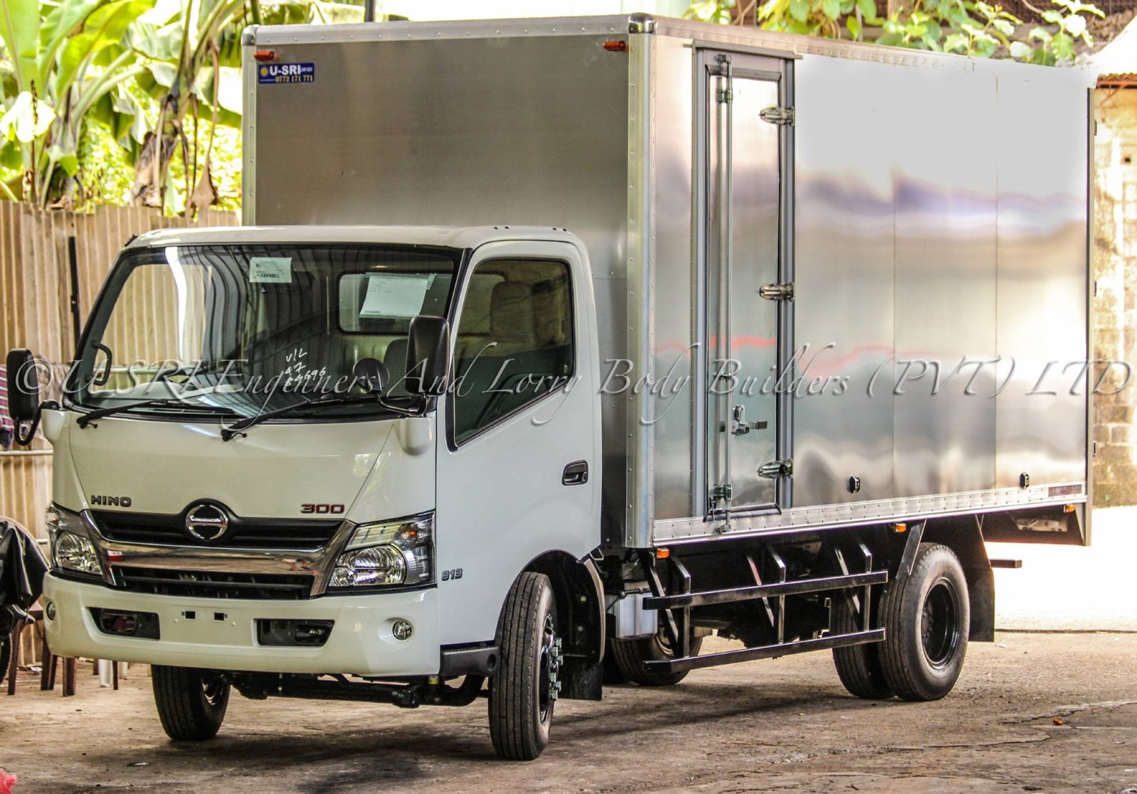 16.5 ft aluminium lorry body built for a Hino truck by USRI Lorry Body Sri Lanka